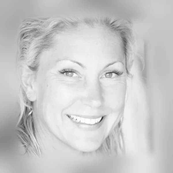 Dr Victoria Syddall